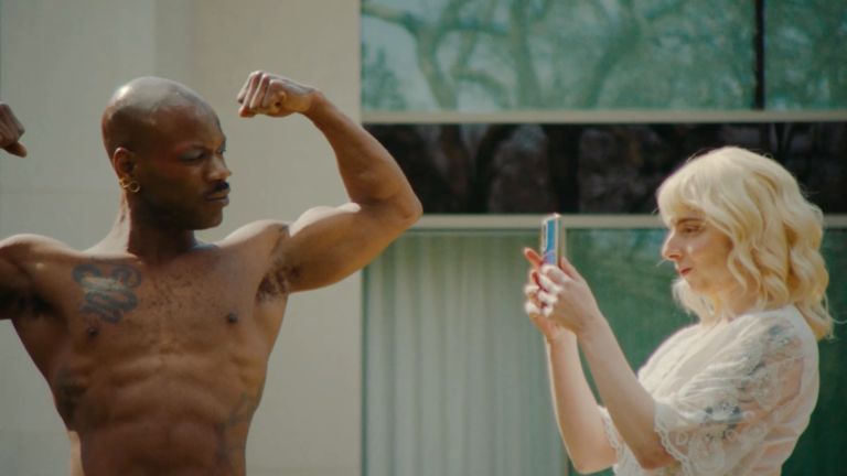 le-visiteur-Bruce-LaBruce-The-Visitor-film-gay-01-768x432